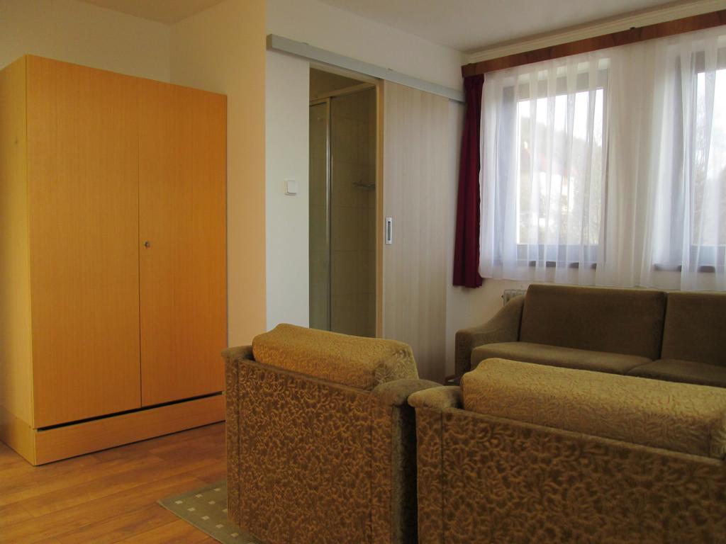 Apartman Tisa 68 ภายนอก รูปภาพ